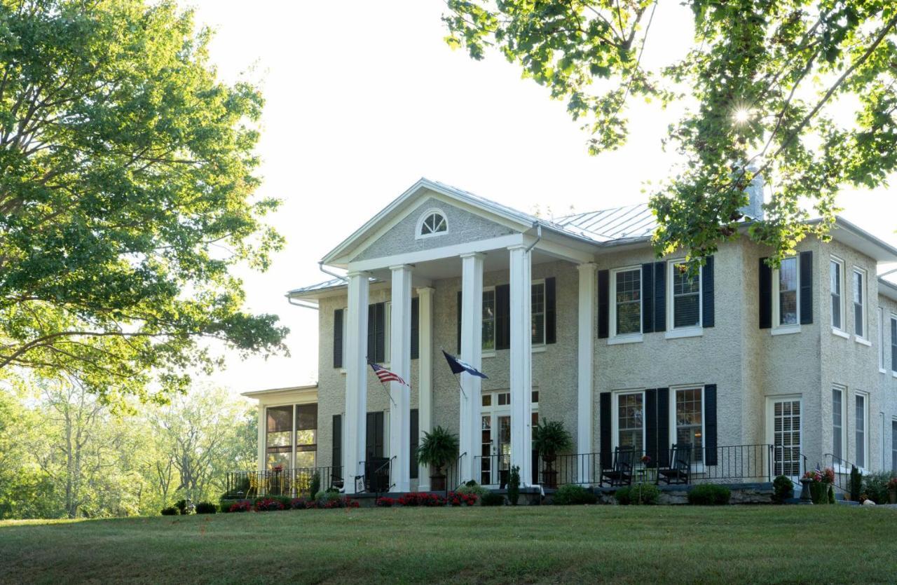 Steeles Tavern Manor Exterior photo